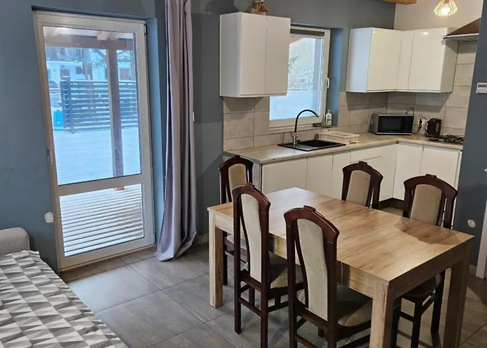 Bobrowe Zacisze 2 3*